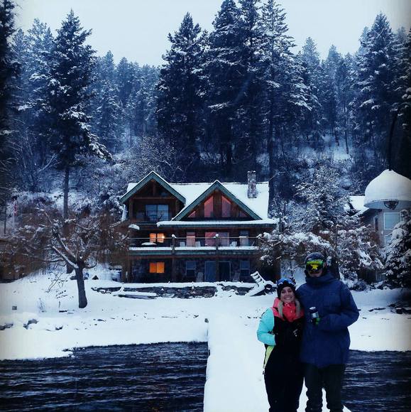 Meet your Posher, Alyssa - Picture 1 of 1